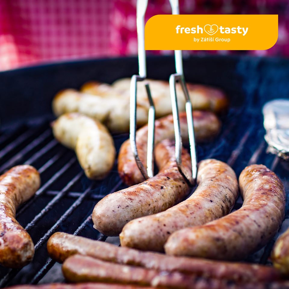 Grillované klobásy před Aspira Café  20.9.